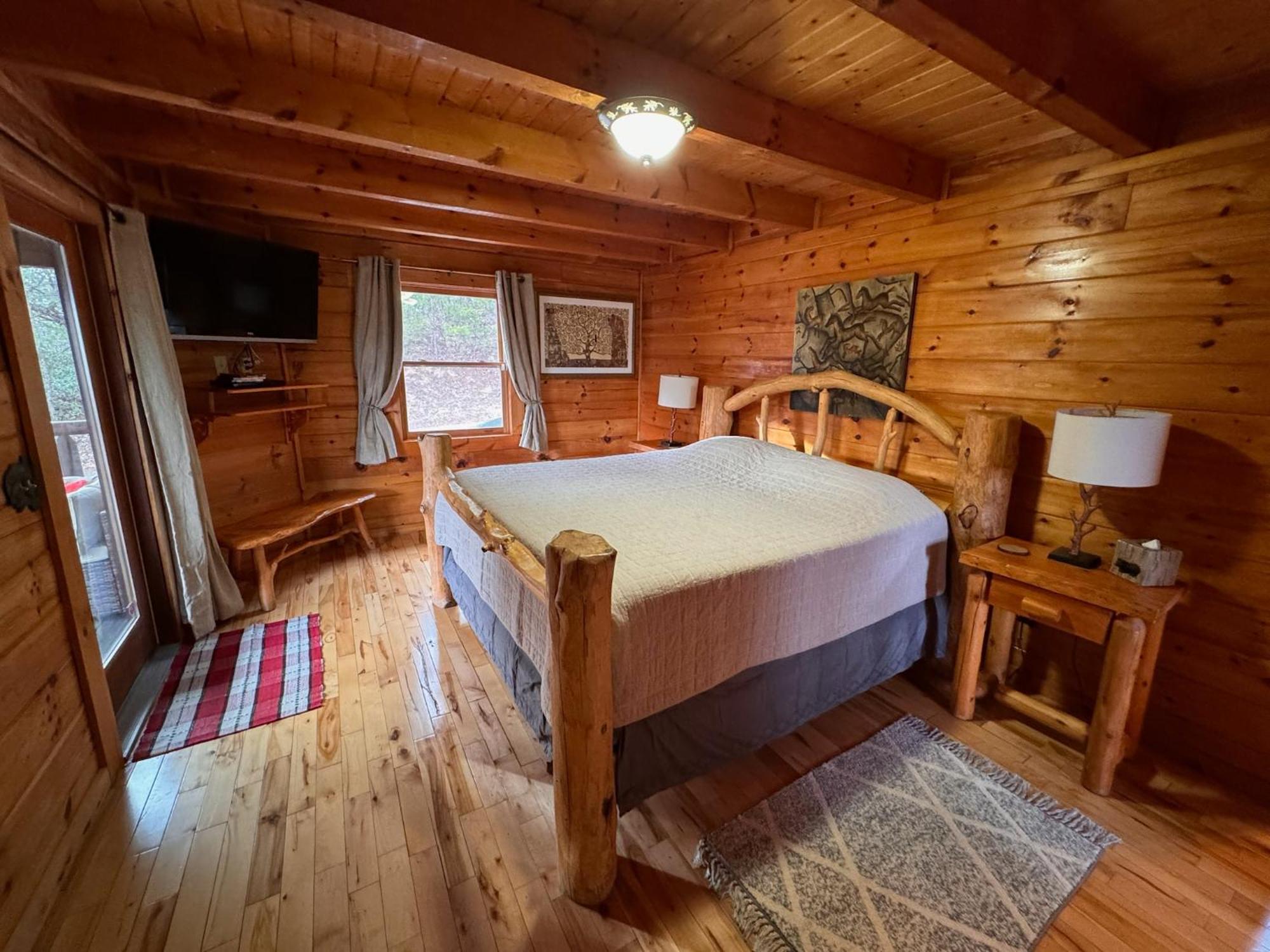 Smoky Paws - Exceptional Cabin, Stunning Mountain Views, Hot Tub, Tranquil, Gigabit Internet, Free L2 Ev Pigeon Forge Eksteriør billede